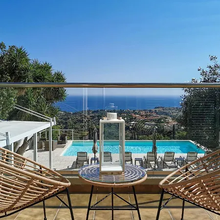 Theresia - Luxury Pool W 180º Views Metaxáta