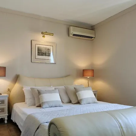 Theresia - Luxury Pool W 180º Views *